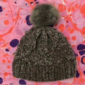 Vera Bradley Chenille Hat / Beanie